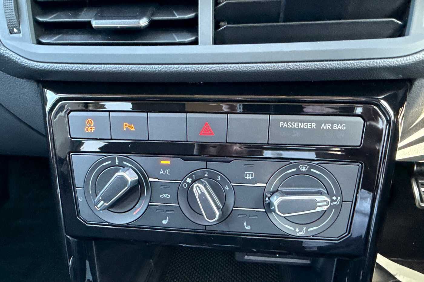 Volkswagen T-Cross 1.0 TSI (110ps) United Hatchback