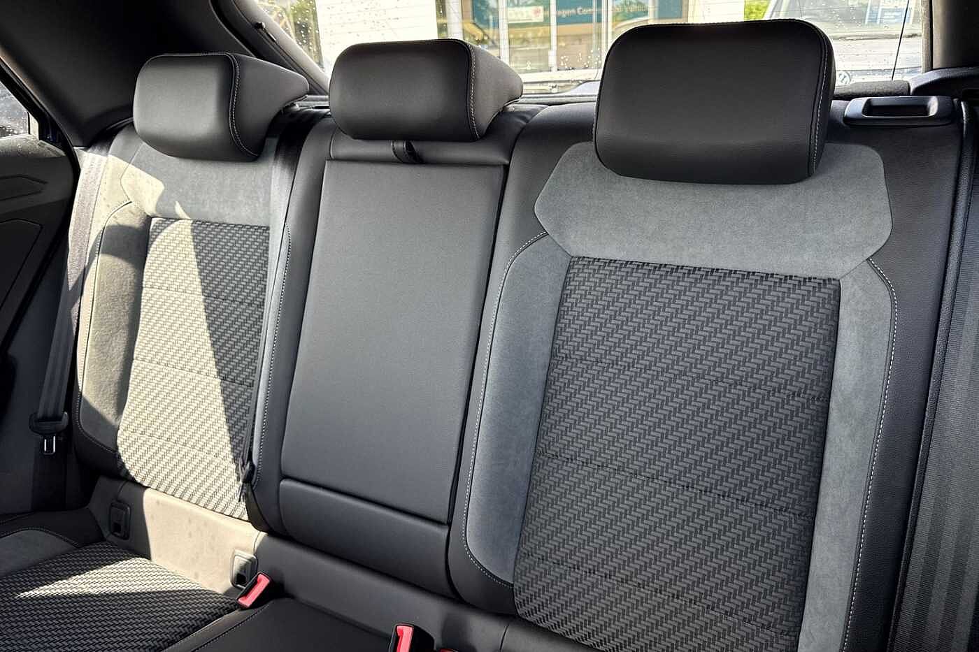 Volkswagen T-roc 2.0 TDI R Line 5dr