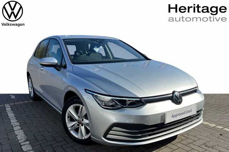 Volkswagen Golf MK8 Hatchback 5-Dr 1.5 TSI (130ps) Life EVO