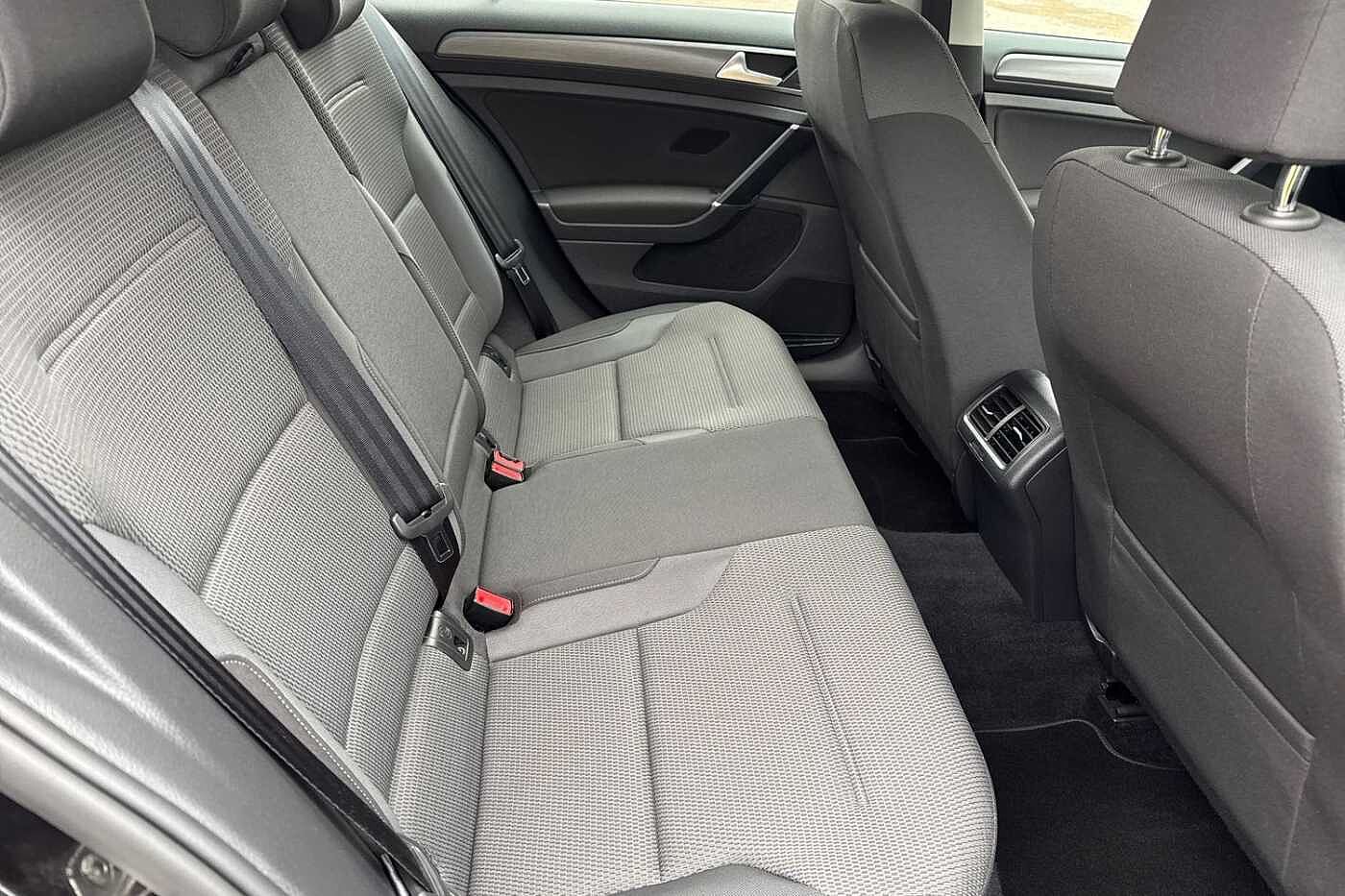 Volkswagen Golf 1.0 TSI SE Hatchback 5dr Petrol DSG Euro 6 (s/s) (110 bhp)