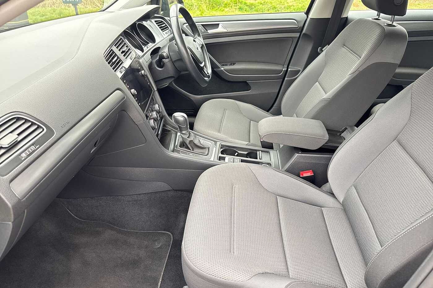Volkswagen Golf 1.0 TSI SE Hatchback 5dr Petrol DSG Euro 6 (s/s) (110 bhp)