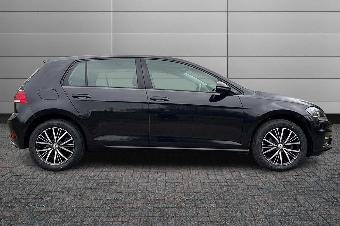 Volkswagen Golf 1.0 TSI SE Hatchback 5dr Petrol DSG Euro 6 (s/s) (110 bhp)