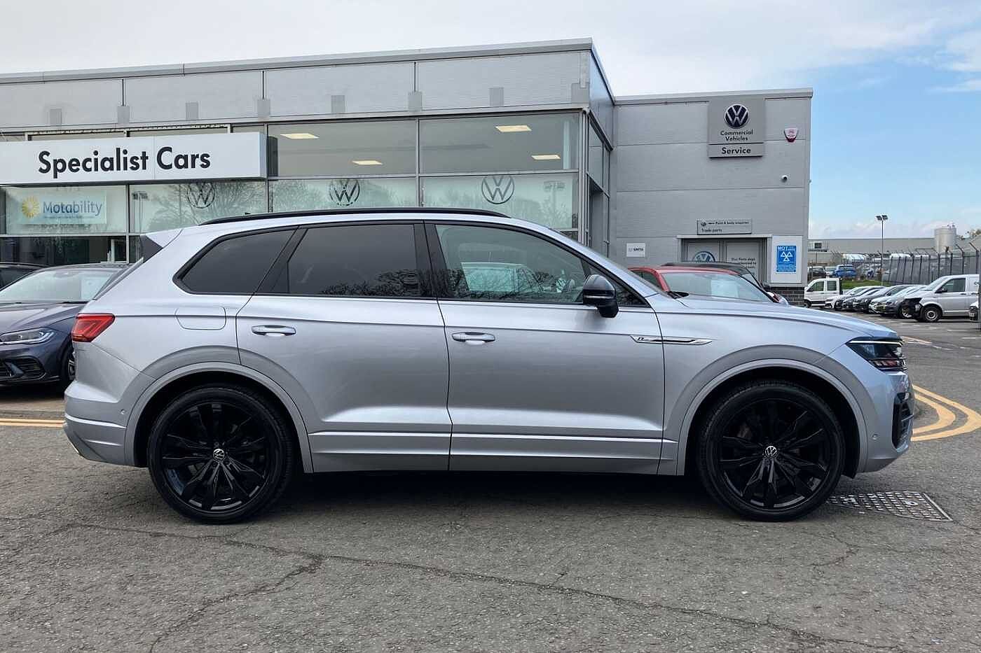 Volkswagen Touareg V6 Black Edition 3.0 TDI 286PS 4MOTION 8-speed Auto Tiptronic 5 Door