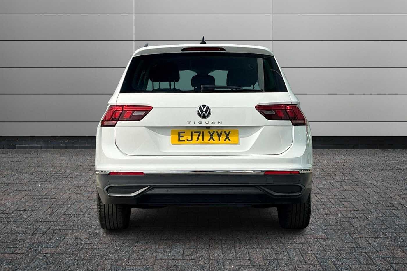 Volkswagen Tiguan 1.5 TSI Life SUV 5dr Petrol Manual Euro 6 150 ps - REAR CAMERA, HEATED SEATS, EL