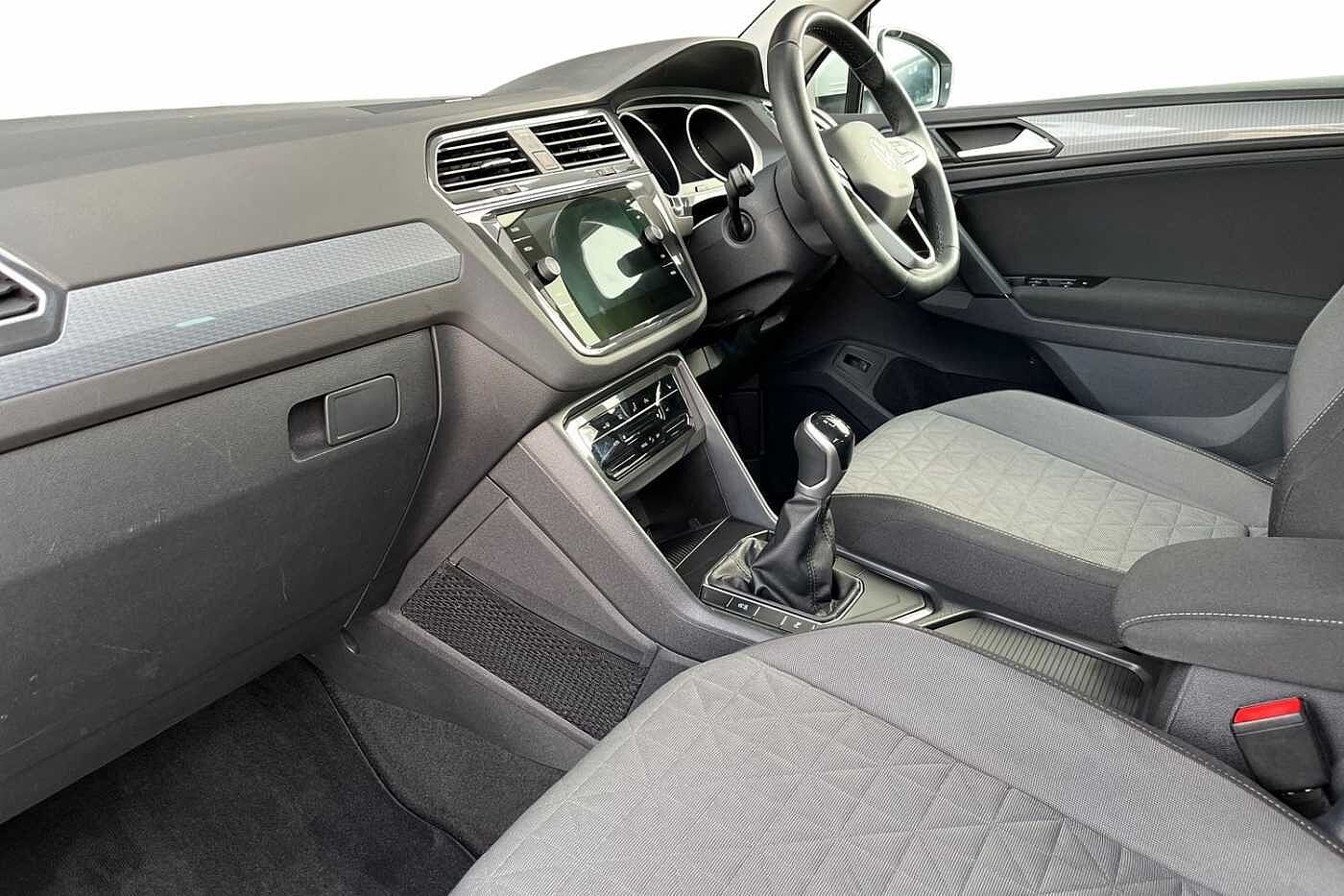 Volkswagen Tiguan 1.5 TSI Life SUV 5dr Petrol Manual Euro 6 150 ps - REAR CAMERA, HEATED SEATS, EL