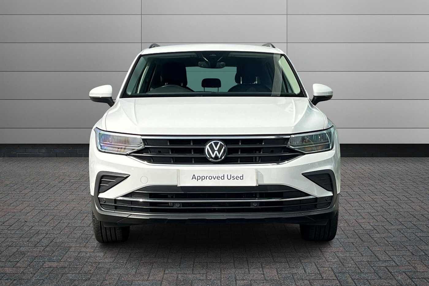 Volkswagen Tiguan 1.5 TSI Life SUV 5dr Petrol Manual Euro 6 150 ps - REAR CAMERA, HEATED SEATS, EL